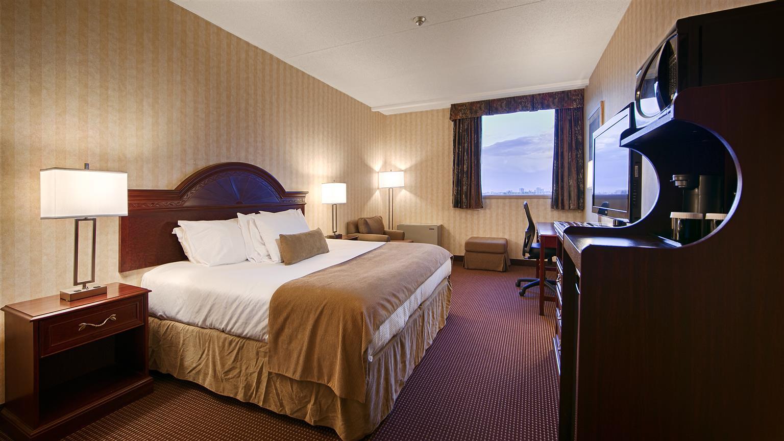 Best Western Plus Toronto Airport Hotel Місісаґа Екстер'єр фото